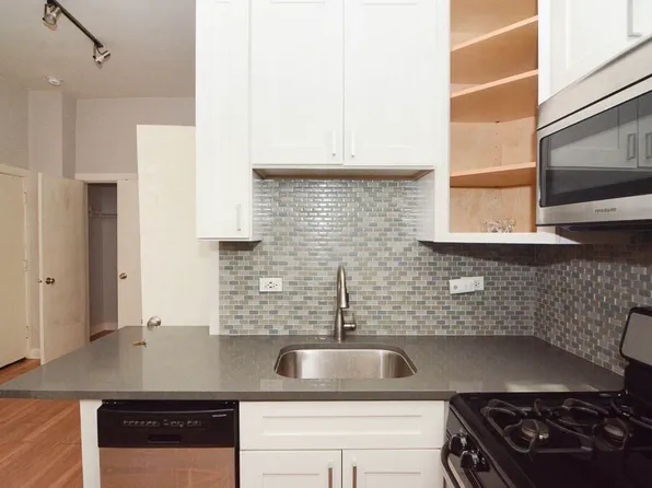 (undisclosed Address), Chicago, IL 60657