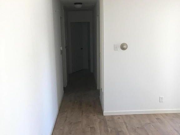 3rd image of 912 Ventura Ave