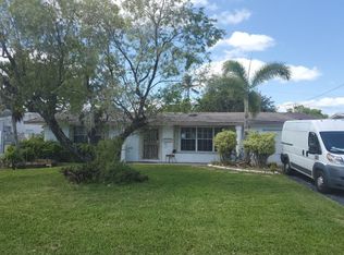 2410 Nassau Dr, Miramar, FL 33023