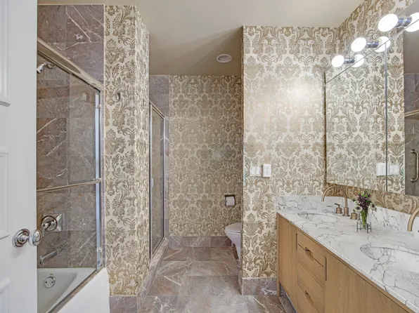 201 East 80th Street image 14 of 20