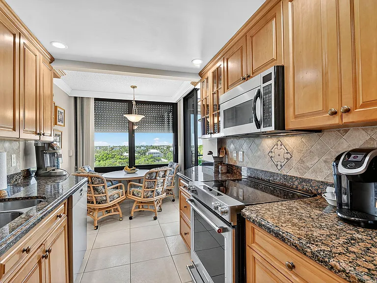 3589 S Ocean Blvd #608 — Photo 30