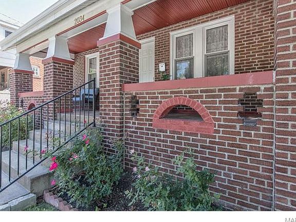 2nd image of 2034 Alameda Ave