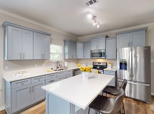 8214 Kender Ln, White Settlement, TX 76108