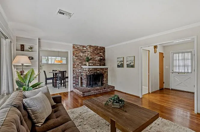 3 bed, 1248 sqft, $2,750 — Photo 3