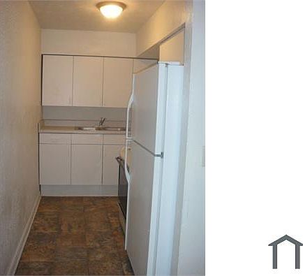 4th image of 3224 Rayford St