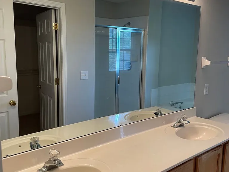 5603 Falls Ridge Ln — Photo 27