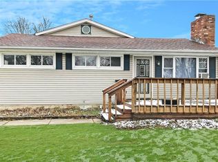 1752 Locust Dr, Wooster, OH 44691