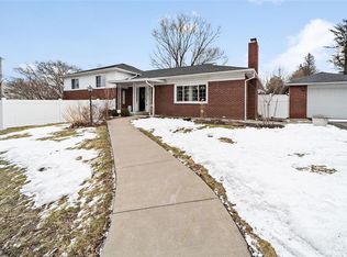 327 Burbank Ave, Johnson City, NY 13790