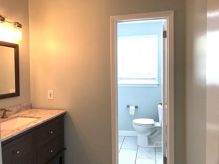 328 Rosebank Ave — Photo 13
