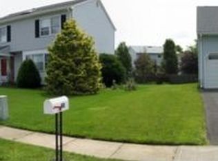 25 Wetherhill Way, Dayton, NJ 08810
