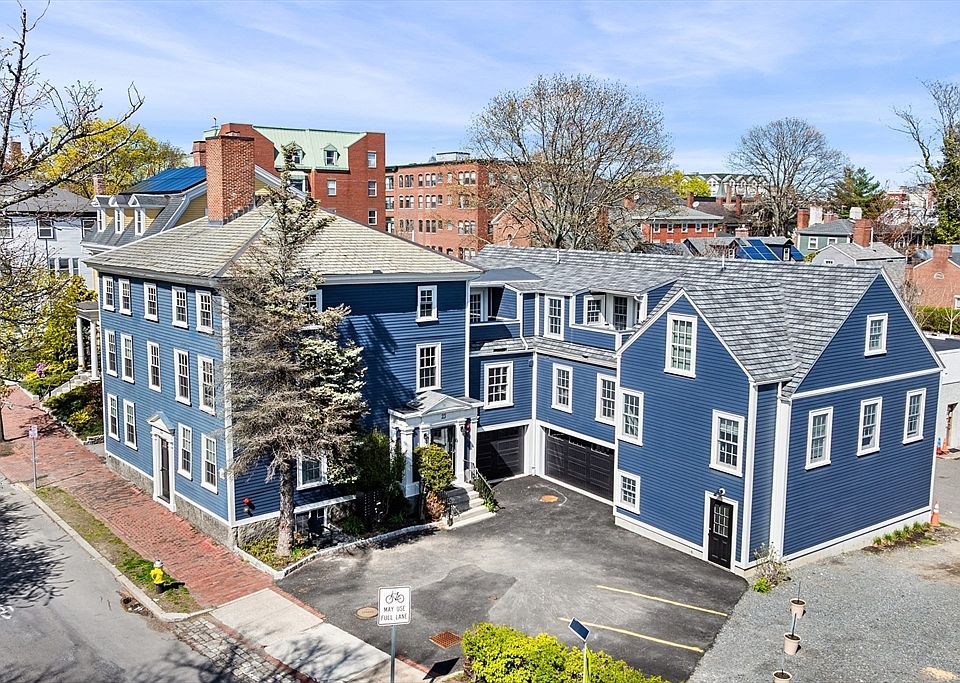 1st image of 23 Summer St APT 3
