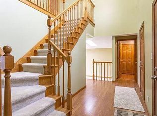 6522 Bennett Lake Rd, Fenton, MI 48430