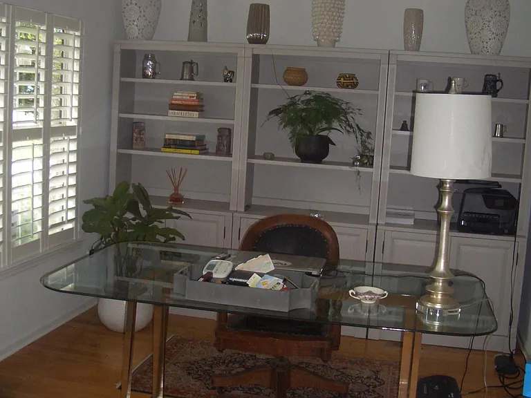 2376 Parsonage Woods Ln — Photo 2