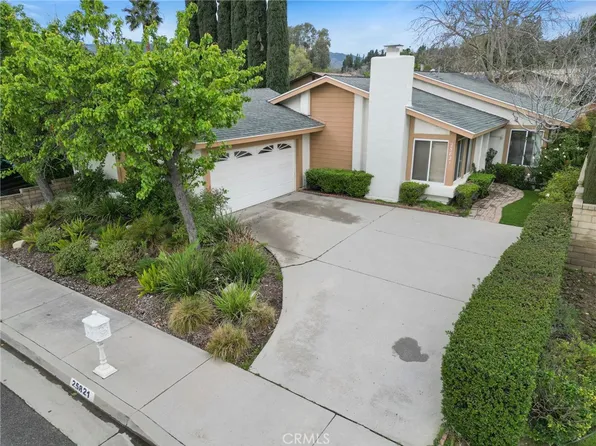 25821 Parada Dr, Santa Clarita, CA 91355
