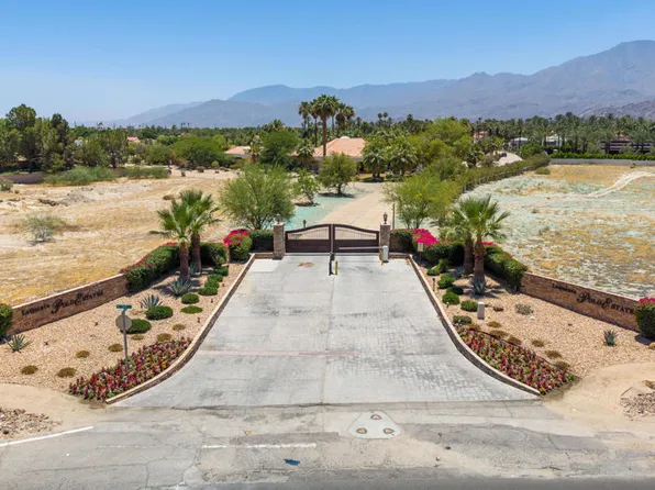 2 Vista Montana Rd, La Quinta, CA 92253