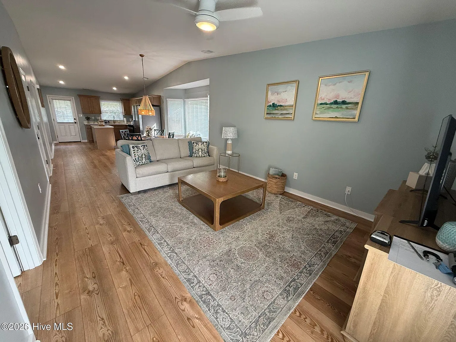 2 bed, 2.0 bath, $1,600 — Photo 2