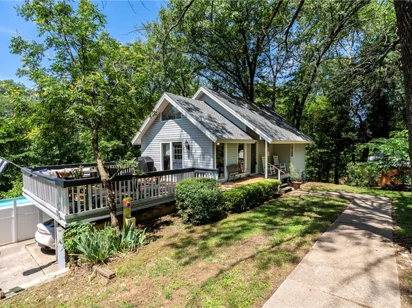 14269 Lake Forrest Heights Rd, Siloam Springs, AR 72761