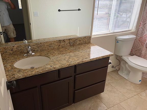 4th image of 4129 Colville Dr