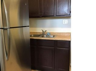 816 E Marquette Rd #1, Chicago, IL 60637