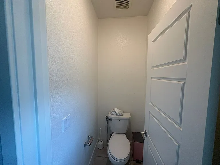 1839 Yellowwood Ave — Photo 40