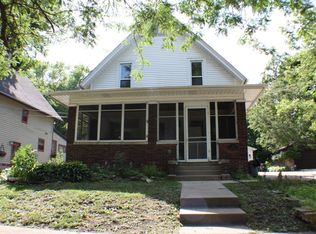 212 S 1st St, Geneva, IL