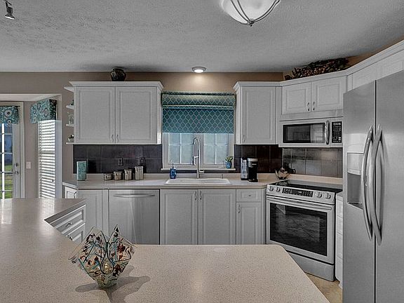 4th image of 50 Cassandra Cir