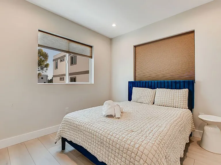 2121 S West View St #2 — Photo 4