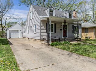 315 S Garfield Ave, Champaign, IL 61821