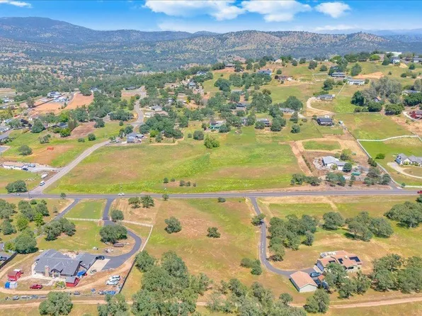 3338 Little John Rd, Copperopolis, CA 95228