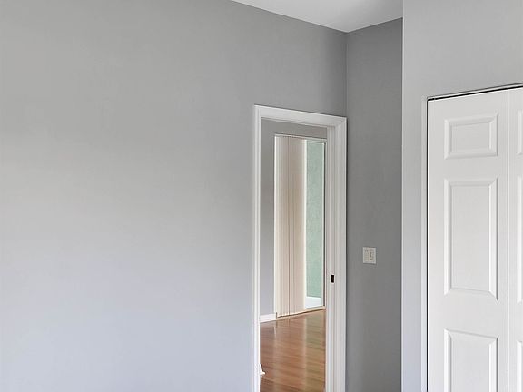 3rd image of 11631 Forest Mere Dr