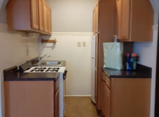 590 Woodruff Place East Dr APT 23, Indianapolis, IN 46201