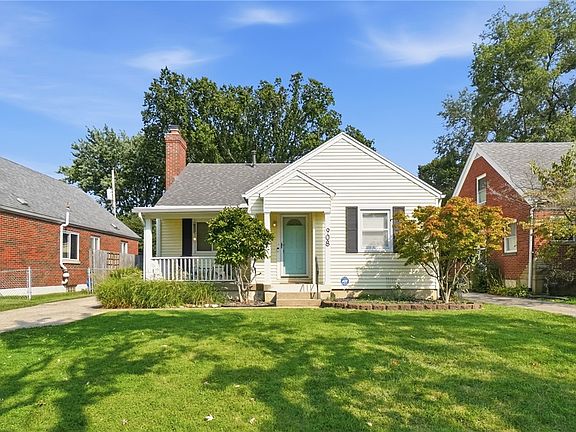 3rd image of 908 Shroyer Rd