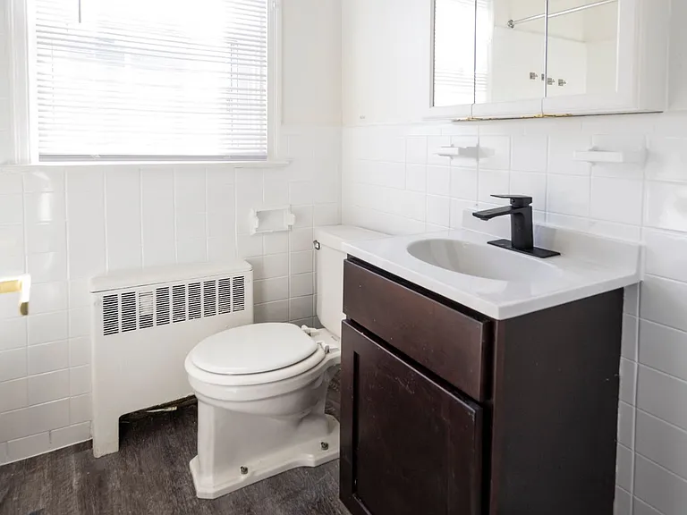1325 E Wadsworth Ave — Photo 5