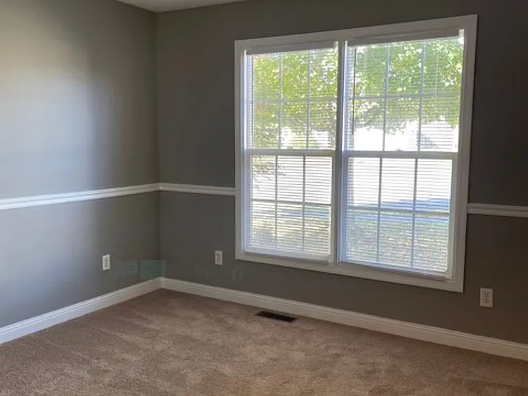921 Corydalis Ct — Photo 10
