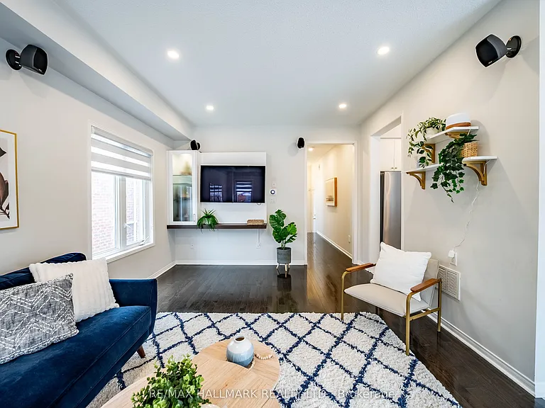 406 Reeves Way Blvd — Photo 15