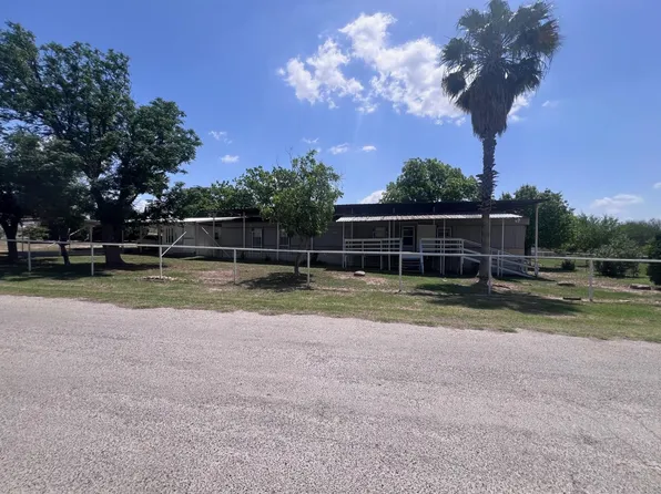 417 El Dorado St, Del Rio, TX 78840