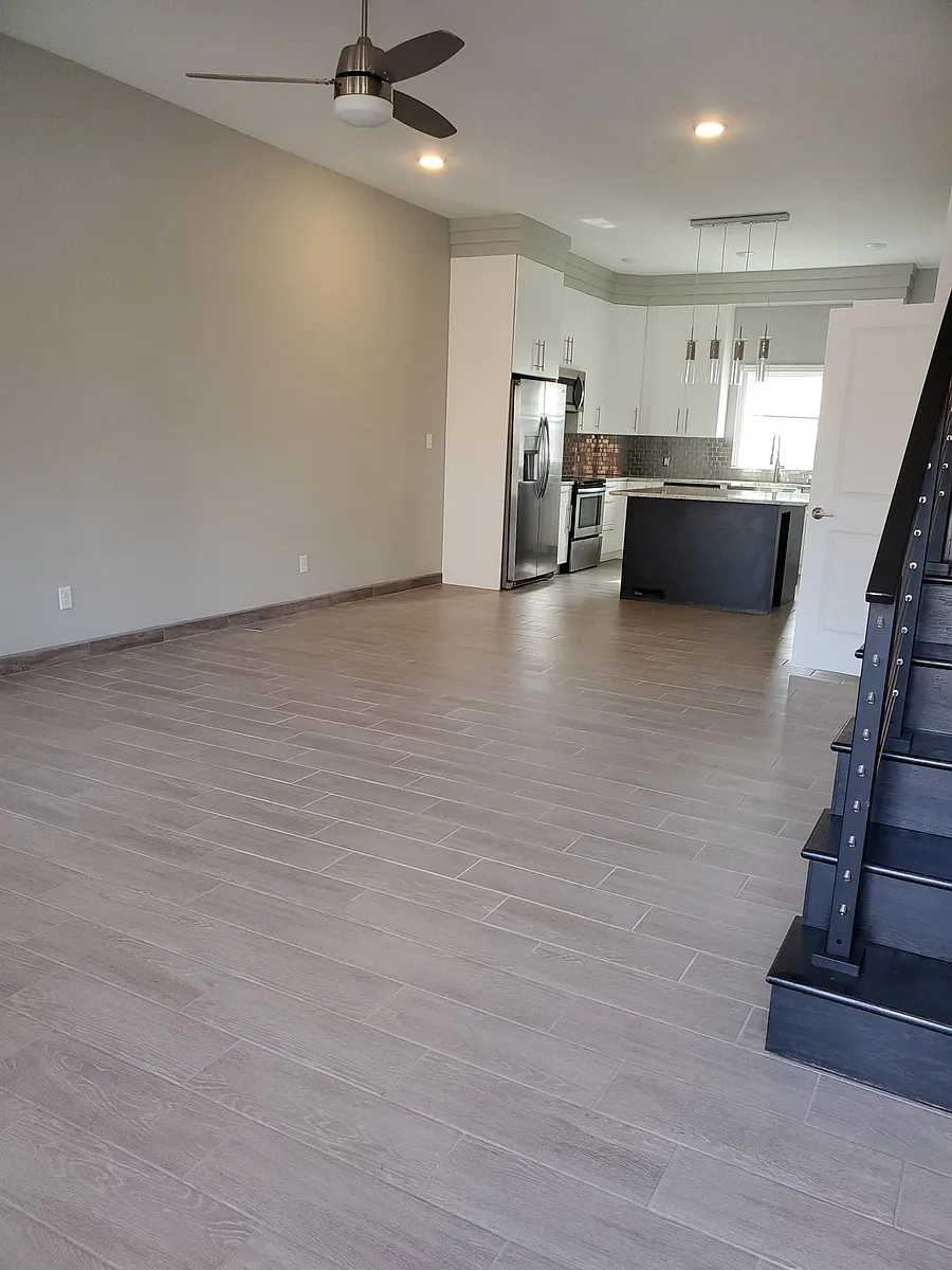 Building Photo - 3027 S 66th St