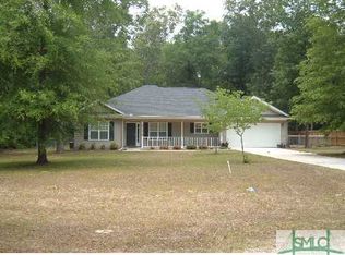 580 Queensway Cir, Ellabell, GA 31308