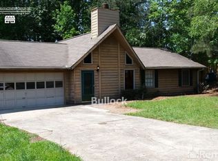 691 Harbins Rd, Lilburn, GA 30047