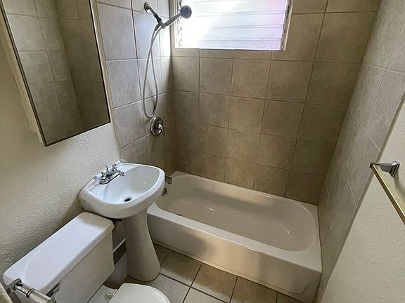 4th image of 1906-44 K St #1930