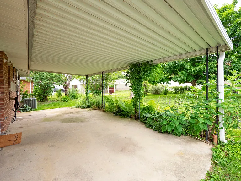 2682 Kenny Ln — Photo 14