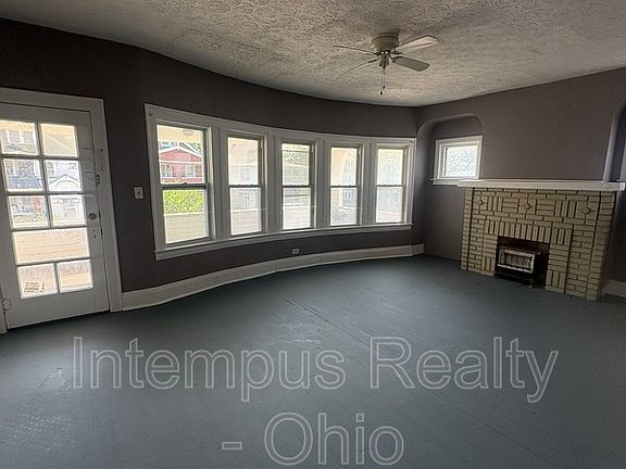 5th image of 942 Eddy Rd #2