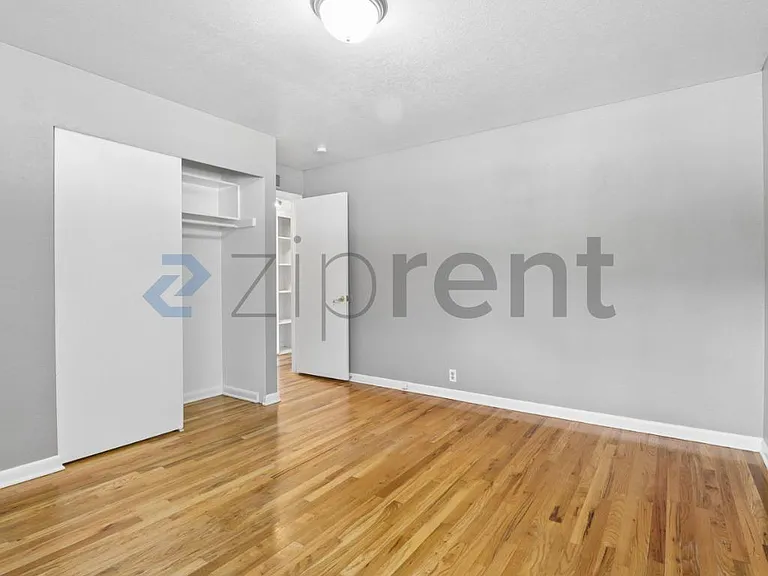 633 E Stuart St — Photo 16