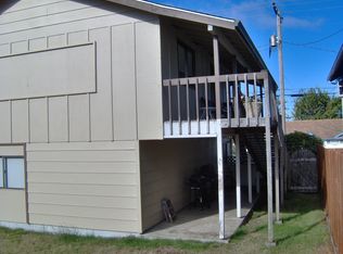 820 Broadway Ave, Winchester Bay, OR 97467