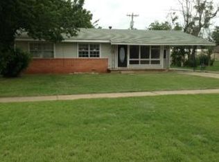 217 E Cleveland St, Mangum, OK 73554