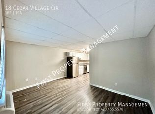 18 Cedar Village Cir, Fort Oglethorpe, GA 30742