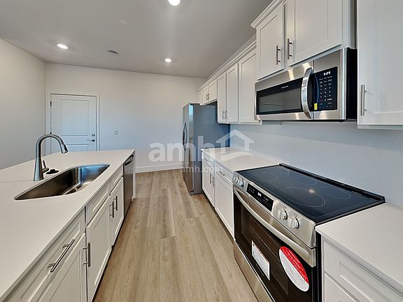 3rd image of 7445 S Keller Ln