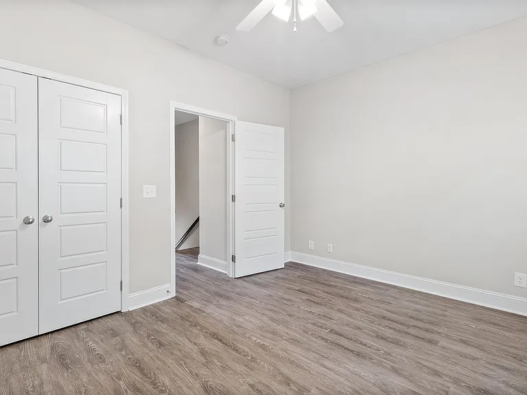 215 Notgrass Rd #2-L — Photo 10