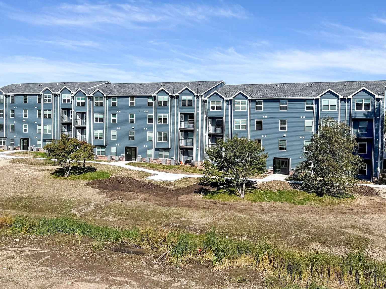 Cottonwood Creek Apartments — Photo 3