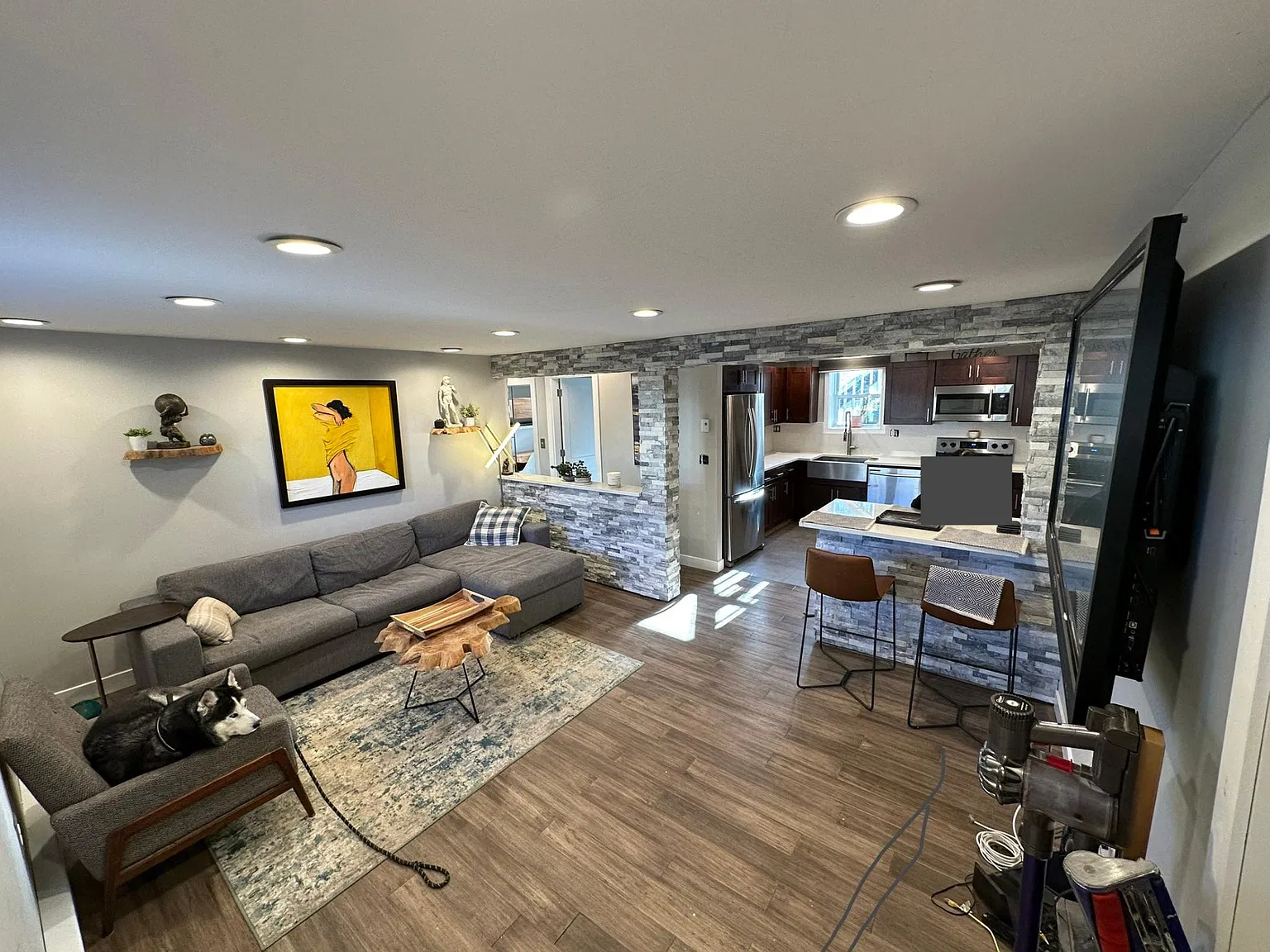 12 Kathryn Ln — Photo 2